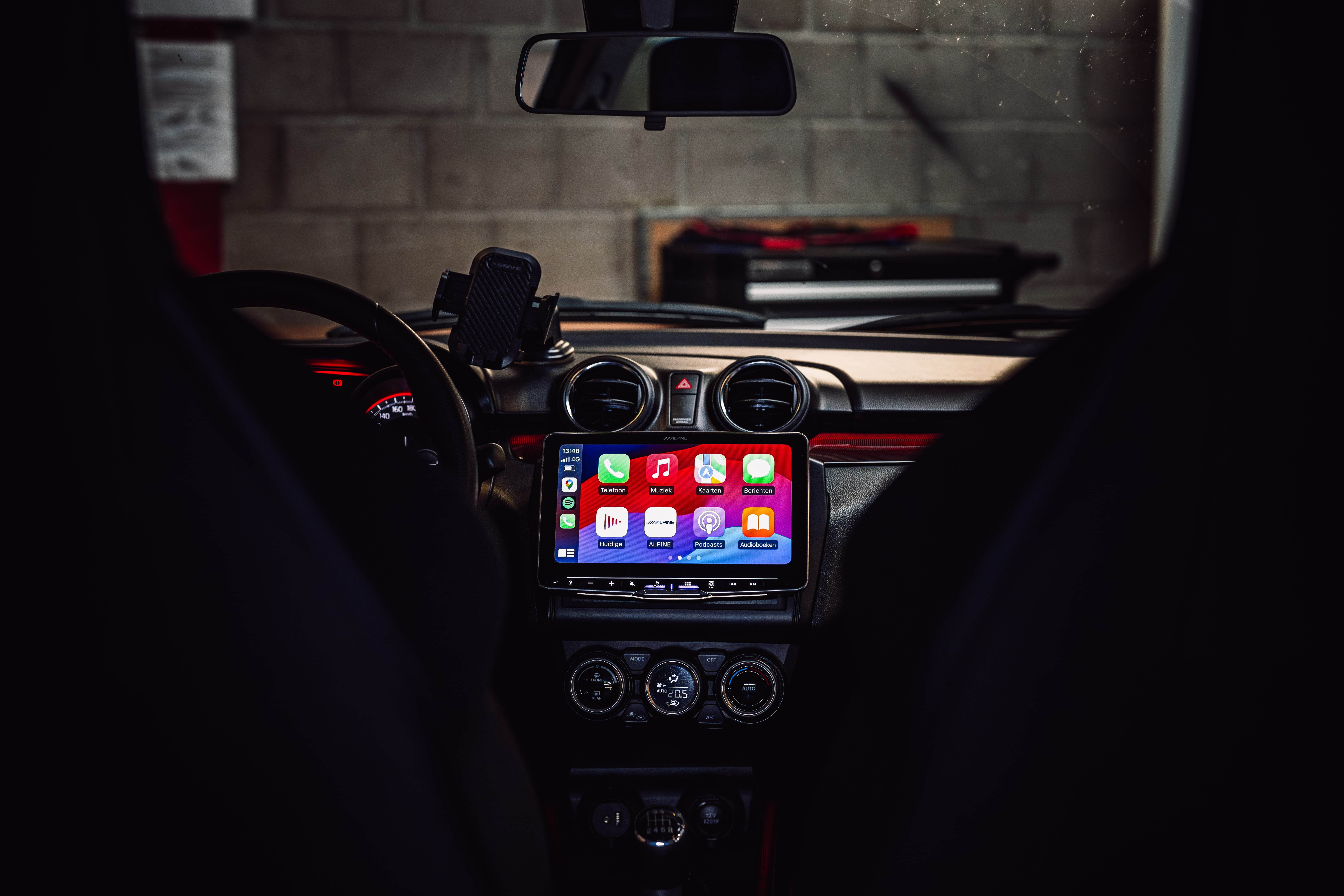 Camera 360 inbouwen in Auto